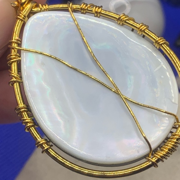 Fabulous Golden Copper Wire Wrapped Tree of Life Genuine Abalone Pendant‼️SOLD‼️ - Picture 11 of 14